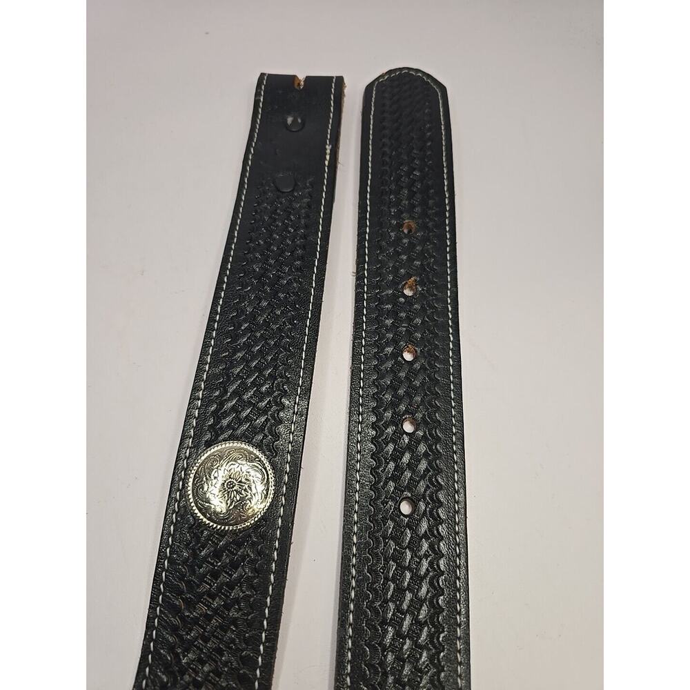 DIXIE LEATHER BLACK LEATHER EMBOSSED Silver Accents BELT SIZE 32" 1 3/8" wide